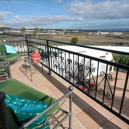 Sleeps 6 With Pool And Wifi Villa *